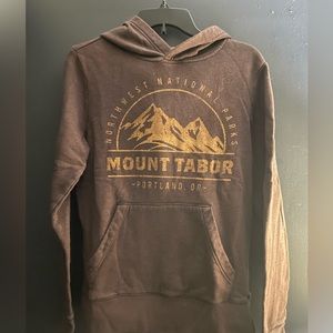 Mountain Tabor sweater